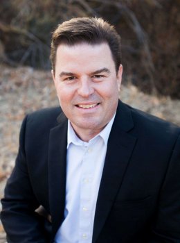 Christopher Adams